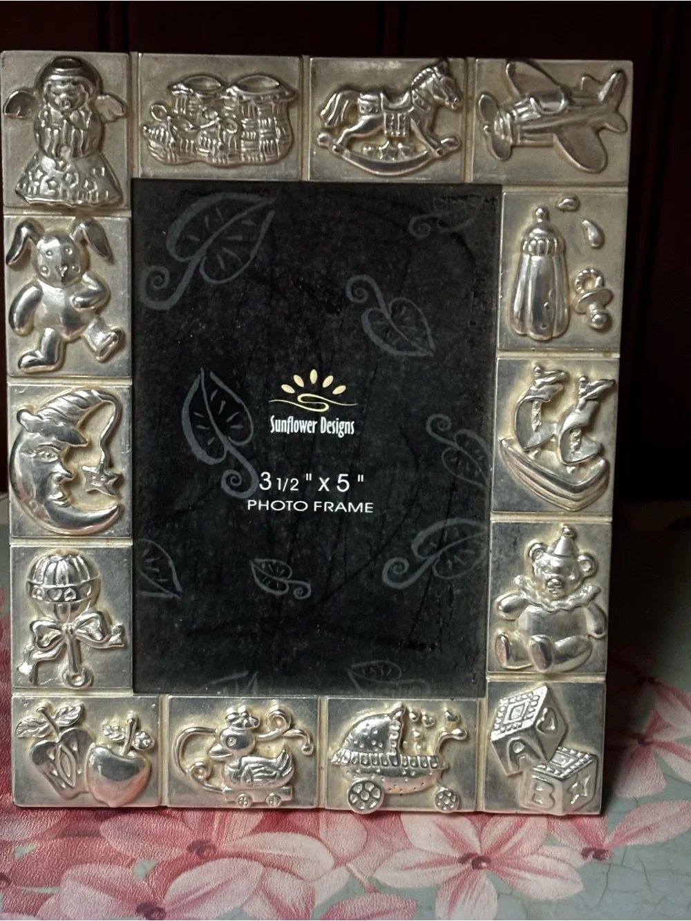 VTG Sunflower Designs baby nursery picture frame